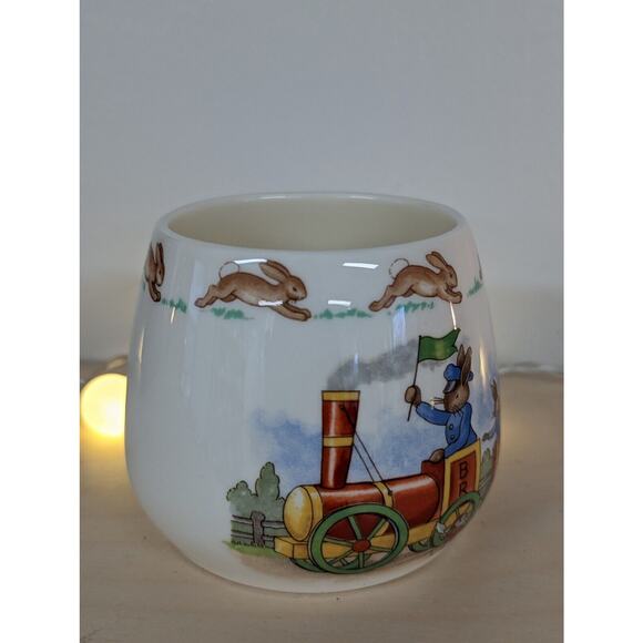 Vintage Bunnykins Royal Dalton Mug Teacup Made in England - Picture 6 of 7